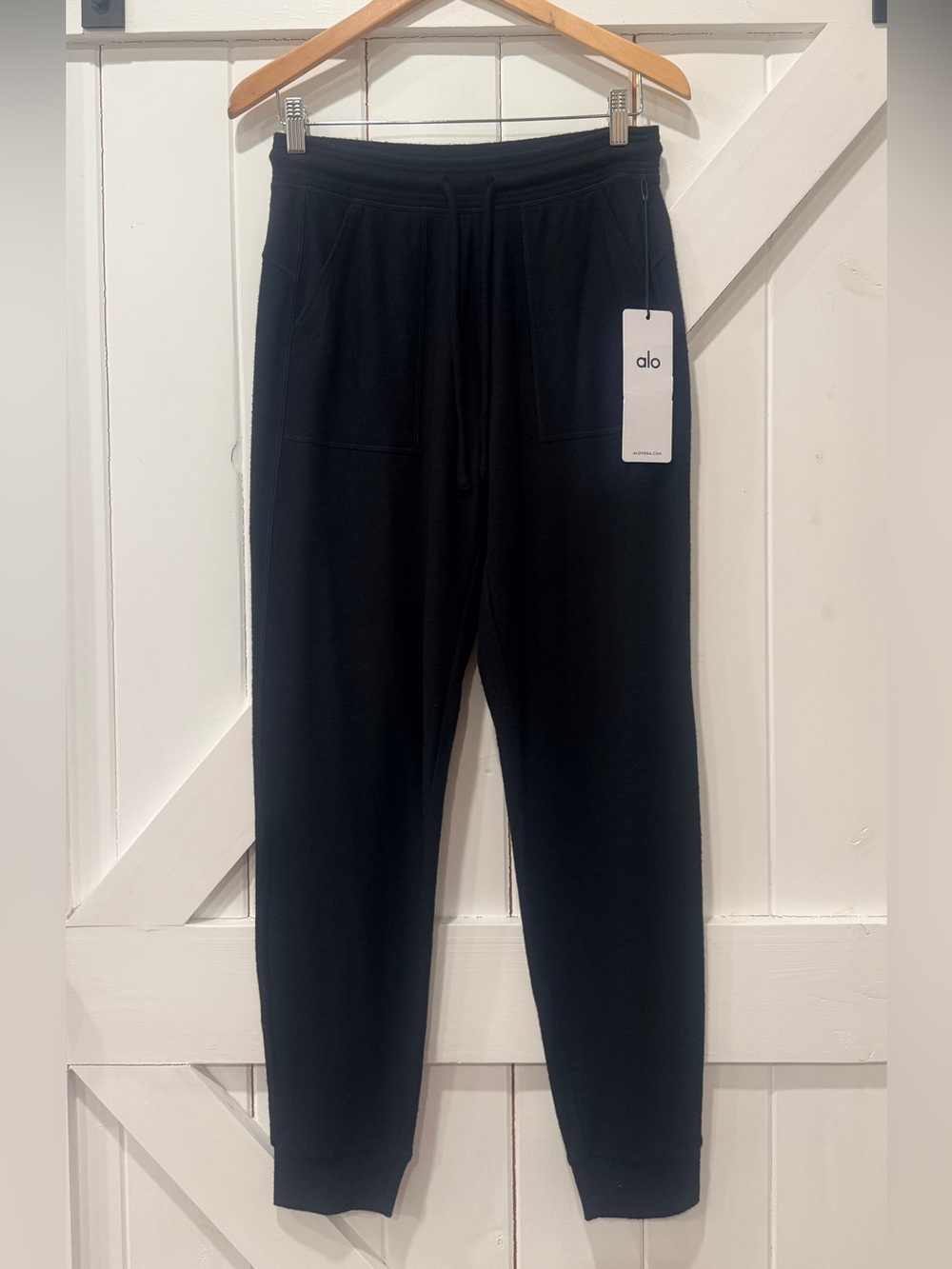 ALO Yoga Black Women's Jogger Pants